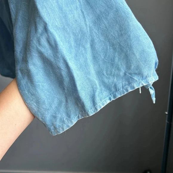 Style Envy Off the Shoulder Shirt | Chambray Shirt | Off the Shoulder | - Picture 3 of 7